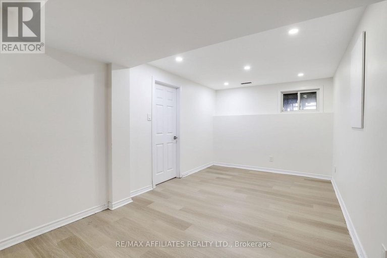 29170194/37-472-sandhamn-private/hunt-club-parkgreenboro/ottawa/ontario/K1T2Z4_34