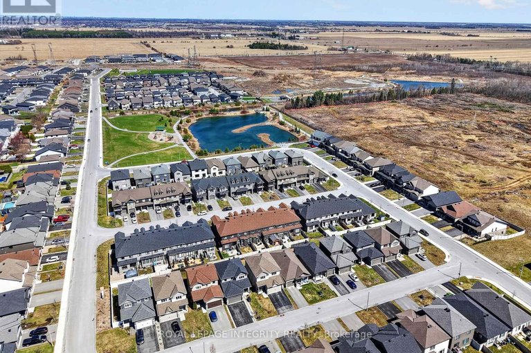 29648625/724-parade-drive/stittsville-south/ottawa/ontario/K2S0Z4_48