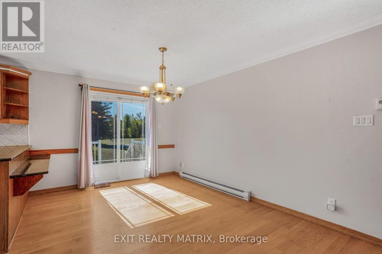28989592/1582-sandy-hill-road/champlain-twp/champlain/ontario/K6A2R2_9