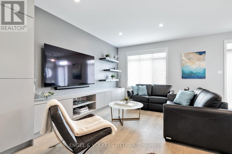 28377095/624-mikinak-road/cfb-rockcliffe-and-area/ottawa/ontario/K1K3X7_21