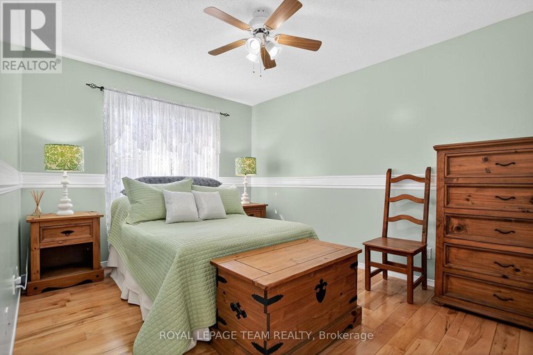 28939848/20-vistapointe-drive/barrhaven-east/ottawa/ontario/K2G6N3_24