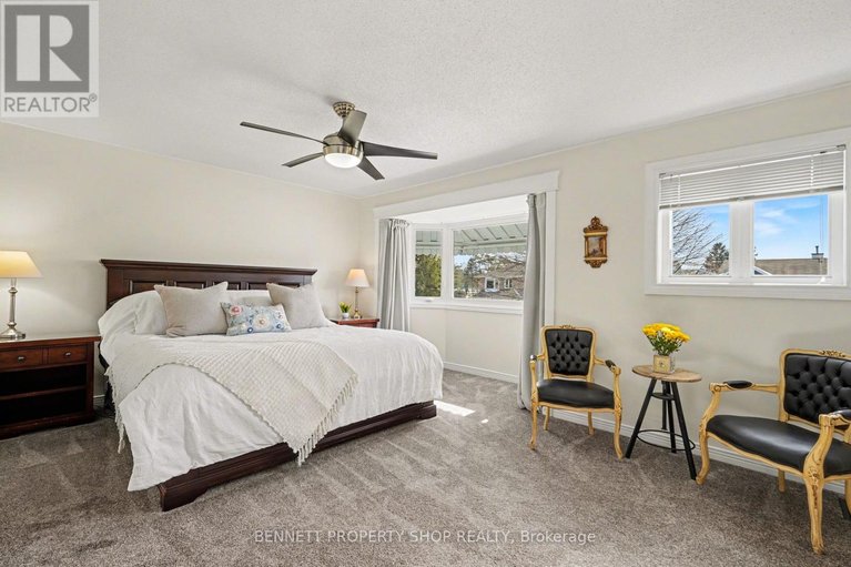 29450647/53-filion-crescent/bridlewood/ottawa/ontario/K2M1V5_12