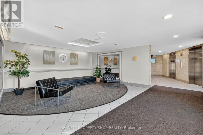 28981552/1015-915-elmsmere-road/beacon-hill-south/ottawa/ontario/K1J8H8_14