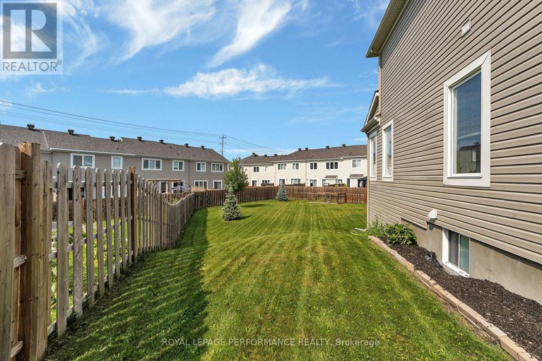 28871185/16-sweetbay-circle/stittsville-north/ottawa/ontario/K2S0W8_25