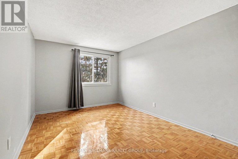 29341277/55-7846-jeanne-darc-boulevard/convent-glen-north/ottawa/ontario/K1C2E9_18