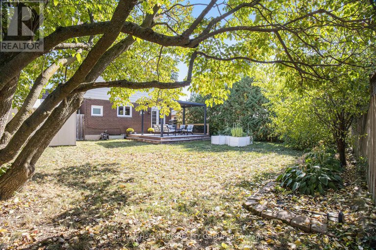 28913278/2346-ryder-street/urbandale-acres/ottawa/ontario/K1H6X6_27