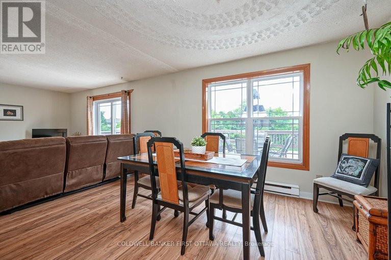 29416958/22-poole-creek-crescent/fringewood/ottawa/ontario/K2S1T6_10