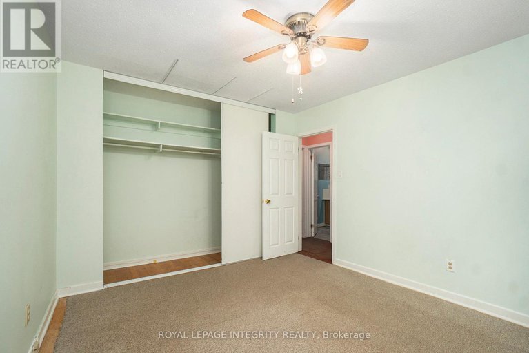 28649416/14-mulvagh-avenue/borden-farmstewart-farmcarleton-heightsparkwood-hills/ottawa/ontario/K2E6M6_23