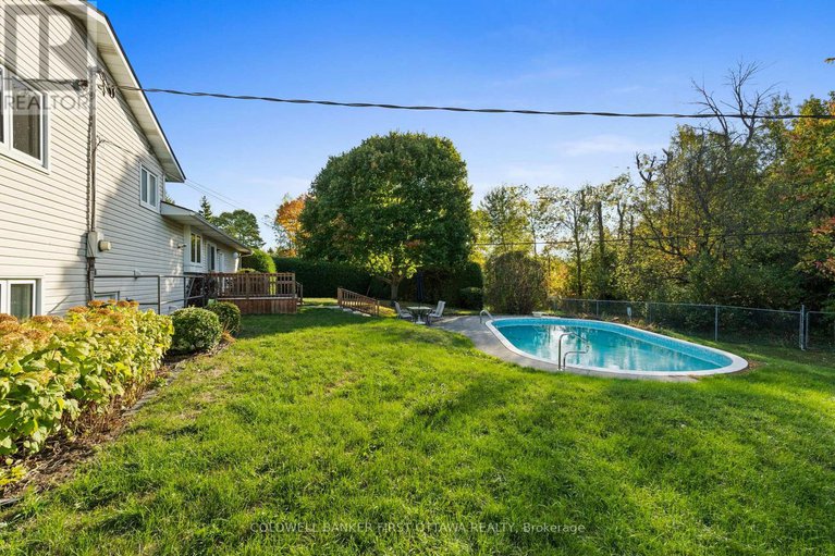29005975/7-middlewood-court/munster/ottawa/ontario/K0A3P0_36
