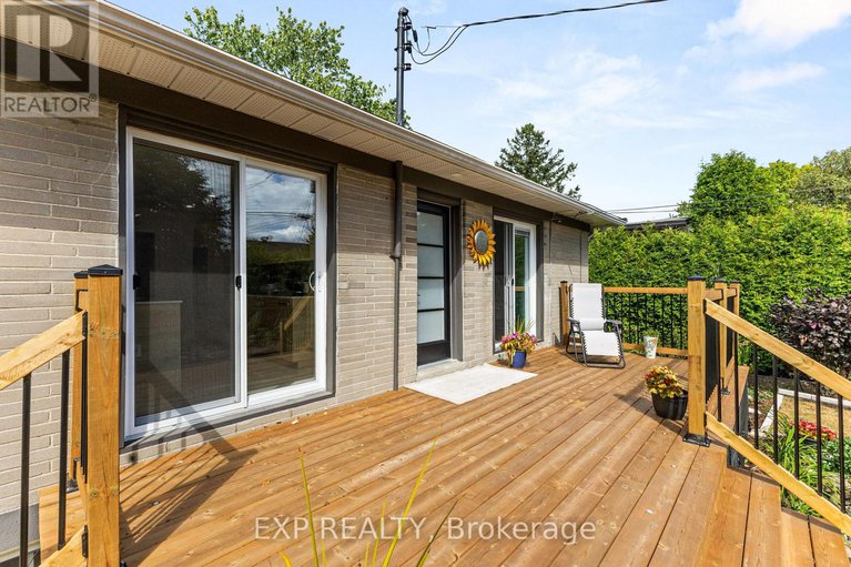 28804203/1502-farnsworth-avenue/alta-vista/ottawa/ontario/K1H7C3_44