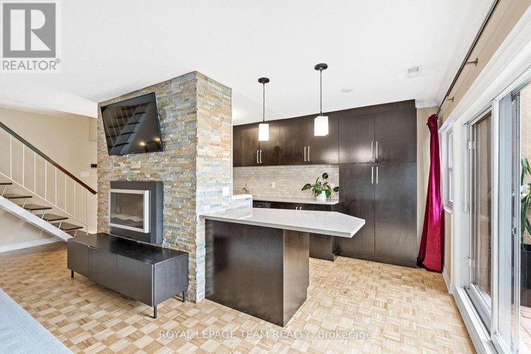 28613036/109-12-corkstown-road/lakeview-park/ottawa/ontario/K2H5B3_11
