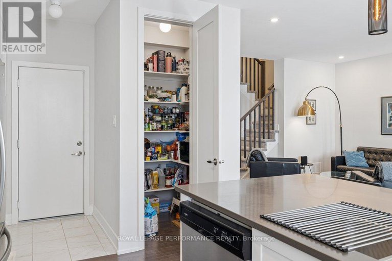 29445573/644-crevier-walk/orleans-village/ottawa/ontario/K1W0M7_27