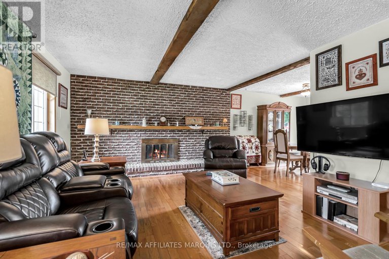 28494873/18227-oak-drive/south-glengarry-charlottenburgh-twp/south-glengarry/ontario/K0C2J0_8