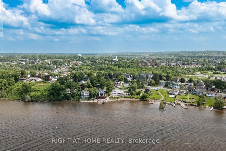 28464176/2120-du-chateau-avenue/town-of-rockland/clarence-rockland/ontario/K4K1J3_50