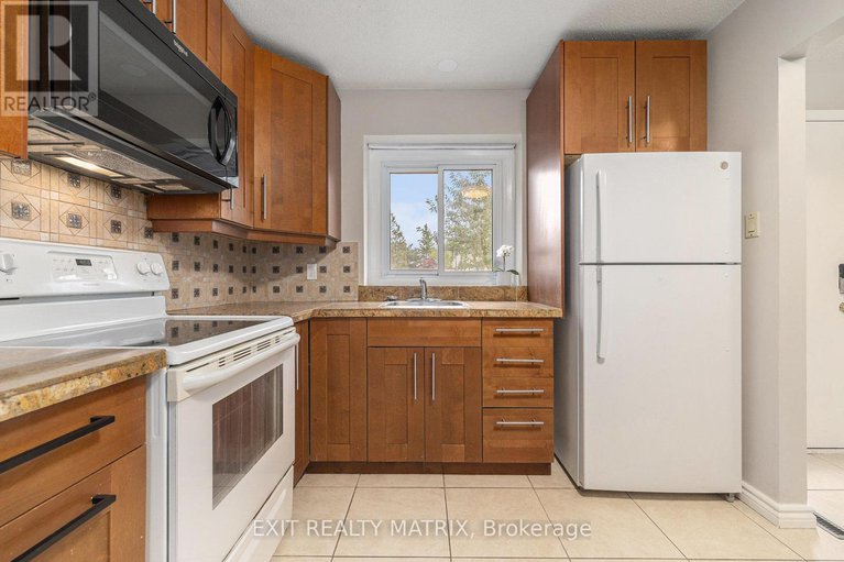 28992855/23-pickford-drive/katimavik/ottawa/ontario/K2L2C1_14