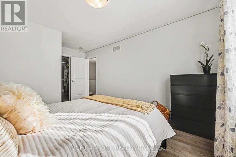 29650531/112-attwell-private/morgans-grantsouth-march/ottawa/ontario/K2K0H7_12