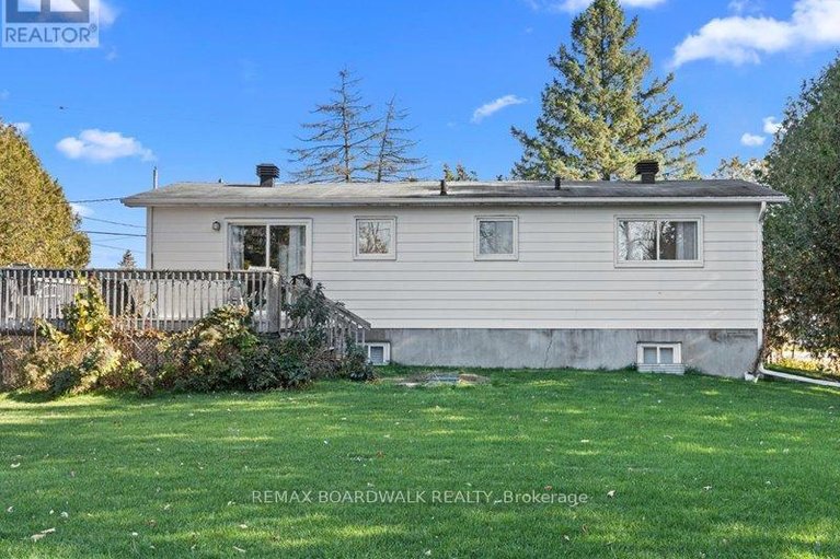 29519849/2462-dunning-road/cumberland-west/ottawa/ontario/K0A3E0_40