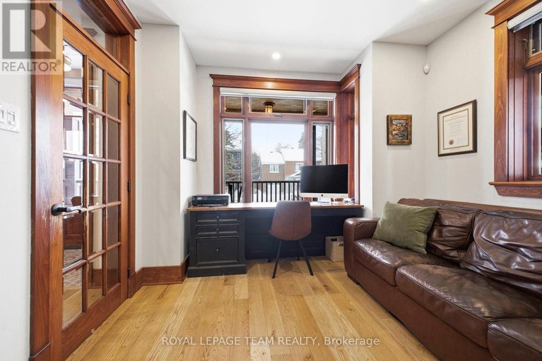 29616442/483-golden-avenue/mckellarhighland/ottawa/ontario/K2A2E4_10