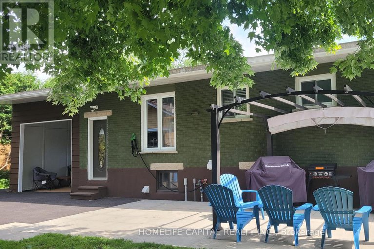 29204242/2515-gravelle-crescent/blackburn-hamlet/ottawa/ontario/K1B3A4_37