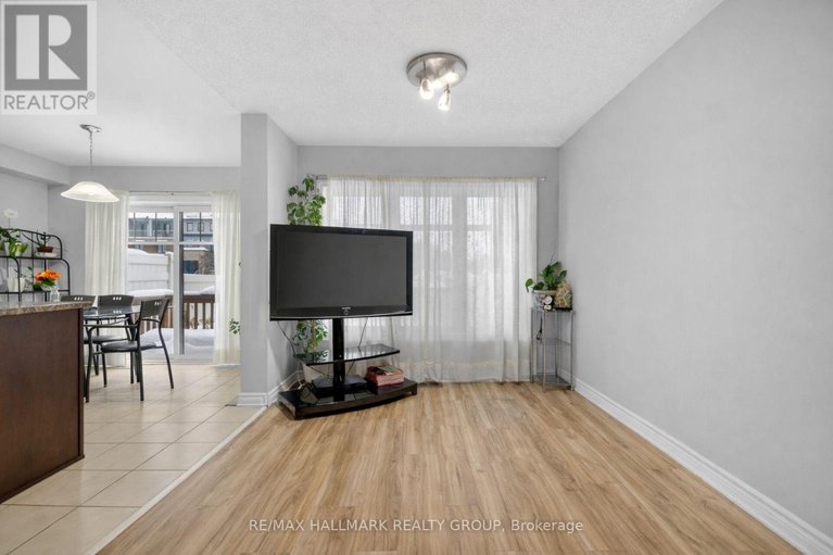 29406514/205-mancini-way/strandherd/ottawa/ontario/K2J5X4_10