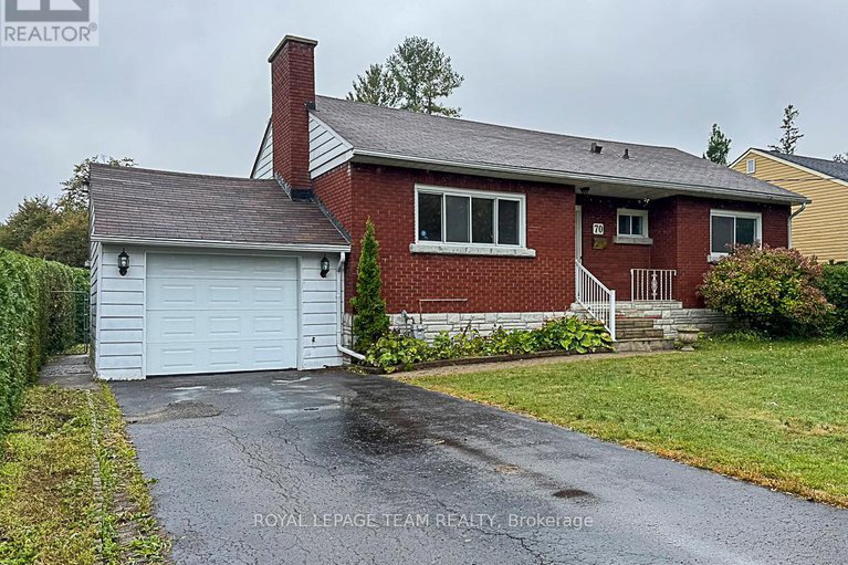 28916019/70-crownhill-street/cardinal-heights/ottawa/ontario/K1J7K8_2
