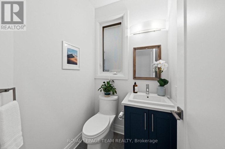 29618339/289-big-dipper-street/riverside-southgloucester-glen/ottawa/ontario/K4M0J2_4