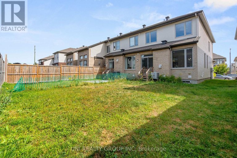28754671/245-dolce-crescent/riverside-southgloucester-glen/ottawa/ontario/K1X0B3_32
