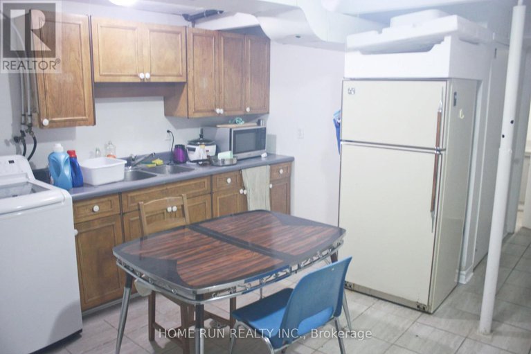 28616564/166-withrow-avenue/meadowlandsst-claire-gardens/ottawa/ontario/K2G3N8_11