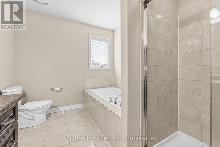 29605093/400-nestleton-street/avalon-east/ottawa/ontario/K4A0W2_17