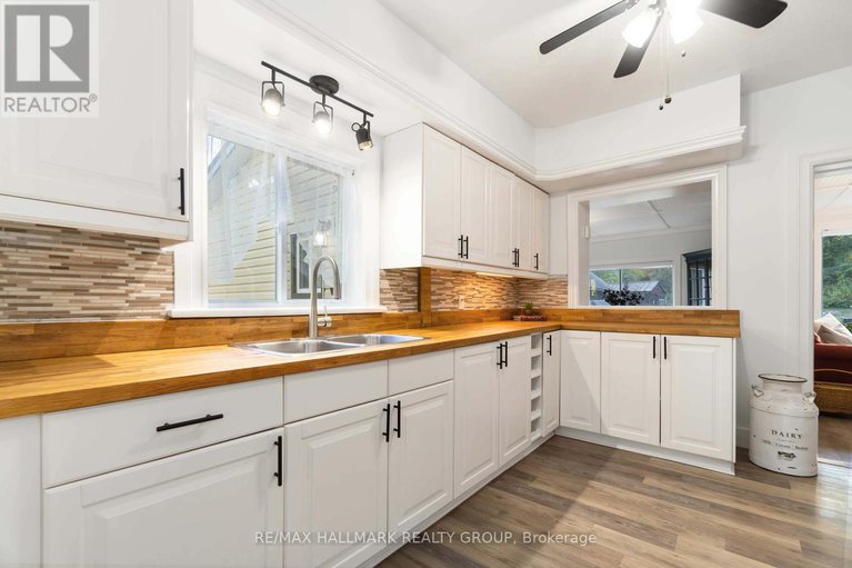 28882320/6-algonkin-trail/mcnabbraeside-twps/mcnabbraeside/ontario/K7S3G7_8
