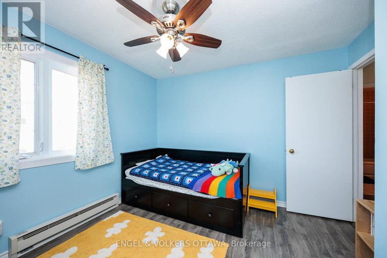 28289802/2-1204-shillington-avenue/carlington/ottawa/ontario/K1Z7Z4_34