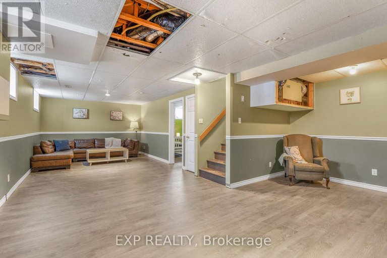 29107612/2690-pattee-road-e/champlain-twp/champlain/ontario/K6A2R2_21