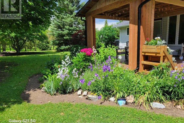 29518098/19644-marcoux-road/north-glengarry-kenyon-twp/north-glengarry/ontario/K0C1A0_32