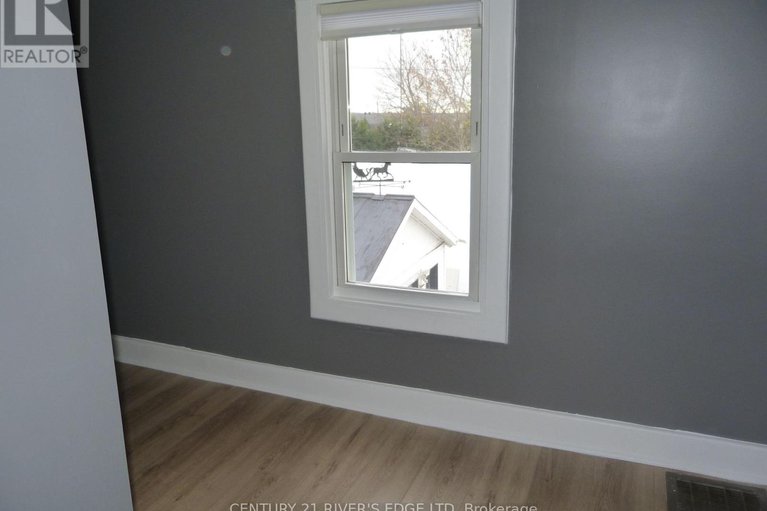 29117947/24-brouse-drive/iroquois/south-dundas/ontario/K0E1K0_21