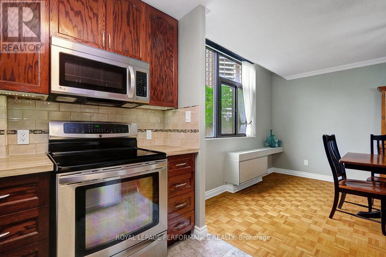 28381838/302-2871-richmond-road/britannia-heights/ottawa/ontario/K2B8M5_13
