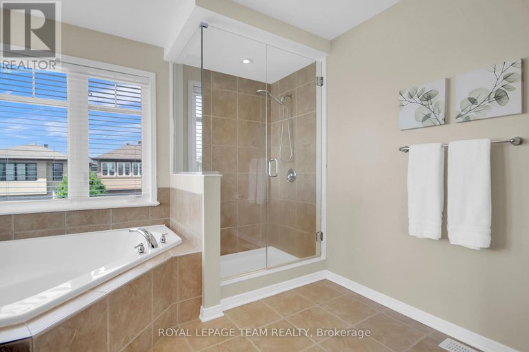 28640843/217-balikun-heights/emerald-meadowstrailwest/ottawa/ontario/K2V0A6_26