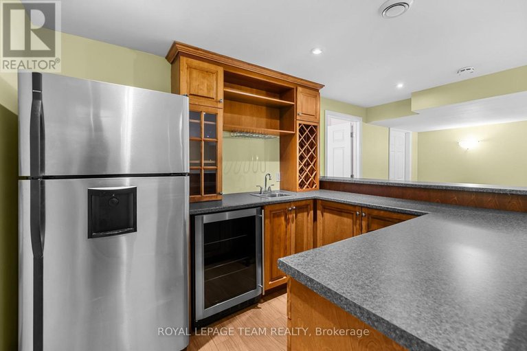 29458293/522-kentmare-crescent/strandherd/ottawa/ontario/K2J5P3_34