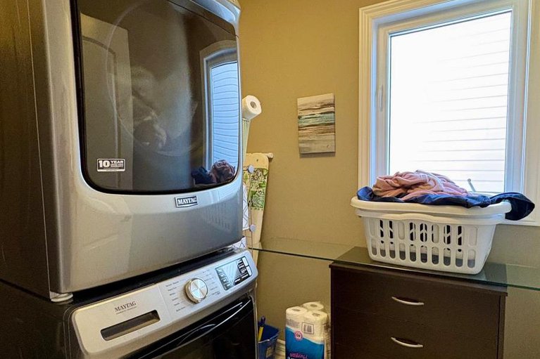 29339123/979-shimmerton-circle/emerald-meadowstrailwest/ottawa/ontario/K2M0L4_26