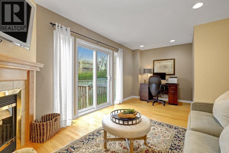 29081363/169-arcola-private/overbrookcastle-heights/ottawa/ontario/K1K4W9_42