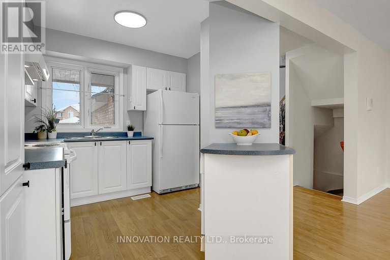 29473111/4407-ashcroft-court/carson-grove/ottawa/ontario/K1J1C7_7