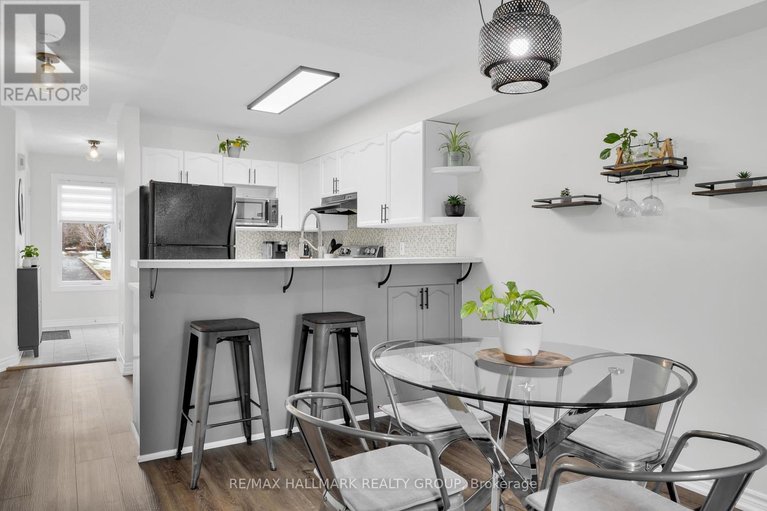 29450372/1344-guthrie-street/leslie-park/ottawa/ontario/K2H1G8_16