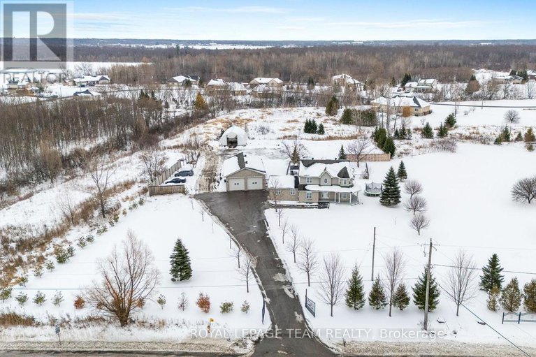 29223191/7474-mitch-owens-road/osgoode-twp-north-of-reg-rd-6/ottawa/ontario/K4P1K9_2