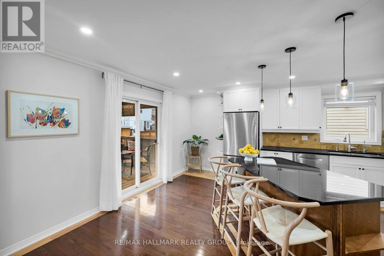 29606718/38-briermoor-crescent/hunt-club-parkgreenboro/ottawa/ontario/K1T3G4_20