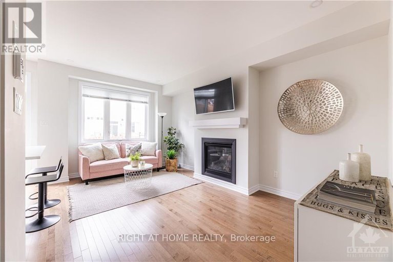 28665277/116-vendome-street/avalon-west/ottawa/ontario/K4A3W4_10