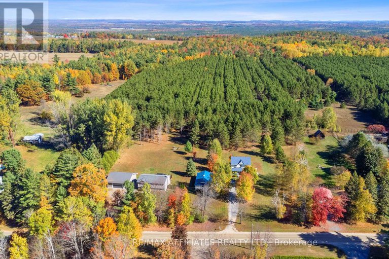 28980028/2296-eady-road/horton-twp/horton/ontario/K7V3Z8_38