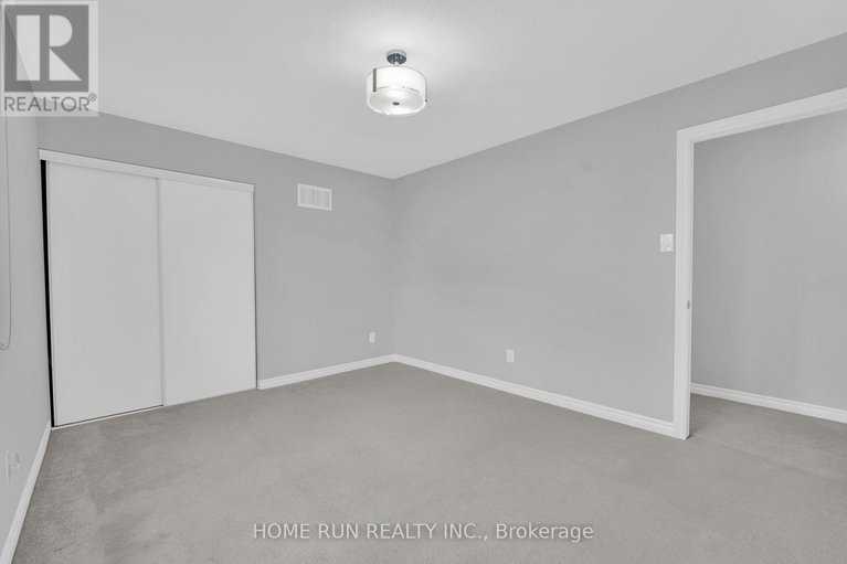 28629917/335-gallantry-way/stittsville-north/ottawa/ontario/K2S0P6_40