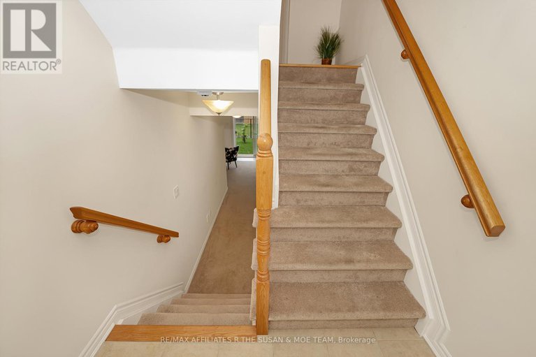 28578921/503-coldwater-crescent/emerald-meadowstrailwest/ottawa/ontario/K2M0J4_7