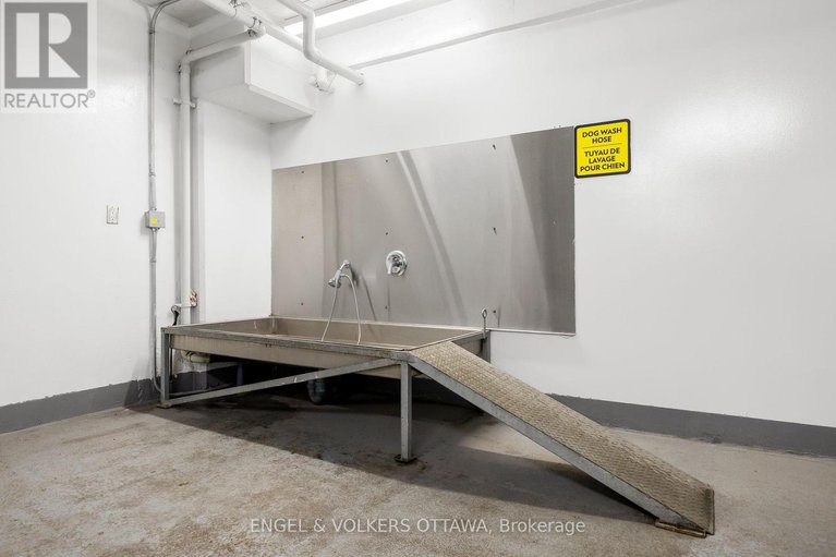 28607787/unit-308-570-de-mazenod-avenue/ottawa-east/ottawa/ontario/K1S5X2_32