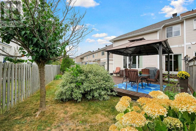 29079890/175-destiny-private/fallingbrookgardenway-south/ottawa/ontario/K4A0K6_35
