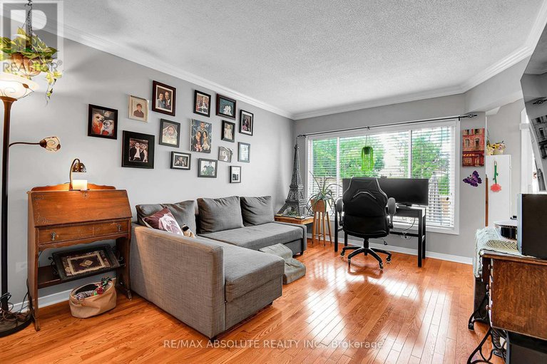 28640841/6142-arbourwood-drive/chapel-hill/ottawa/ontario/K1C7K8_6